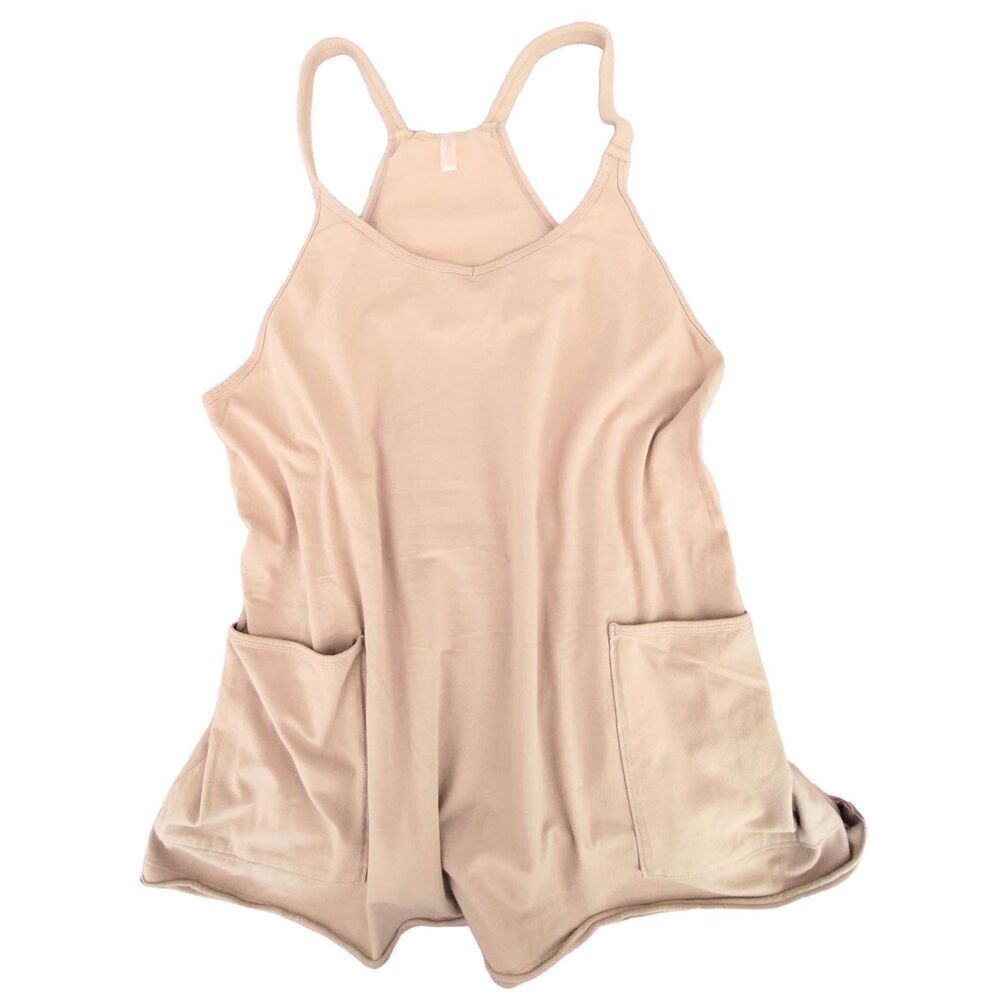 FREE PEOPLE HOTSHOT MINI DRESS NWOT MOCHA LATTE SIZE MEDIUM